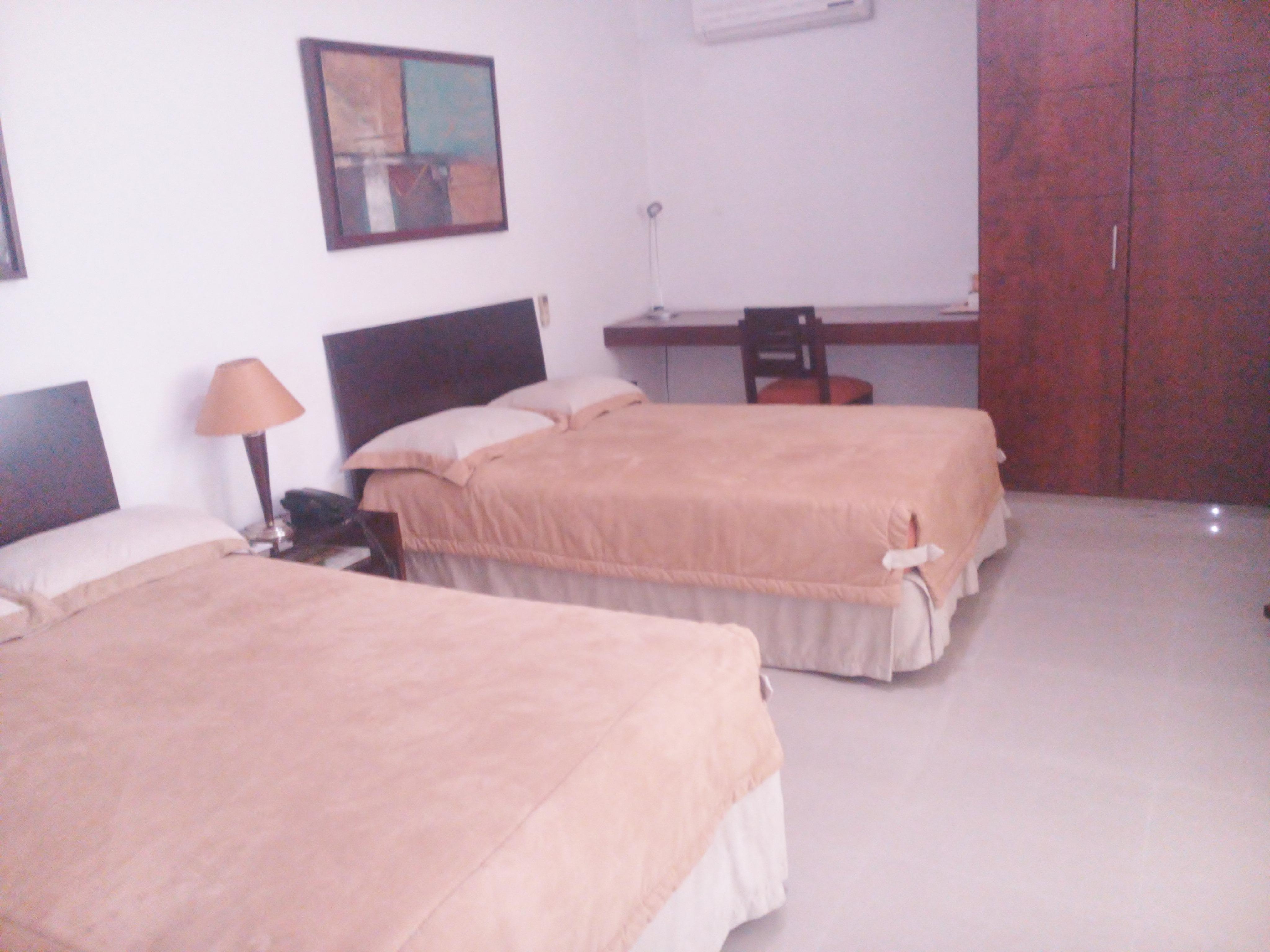 Hotel Cuarta Avenida Cali Exterior photo
