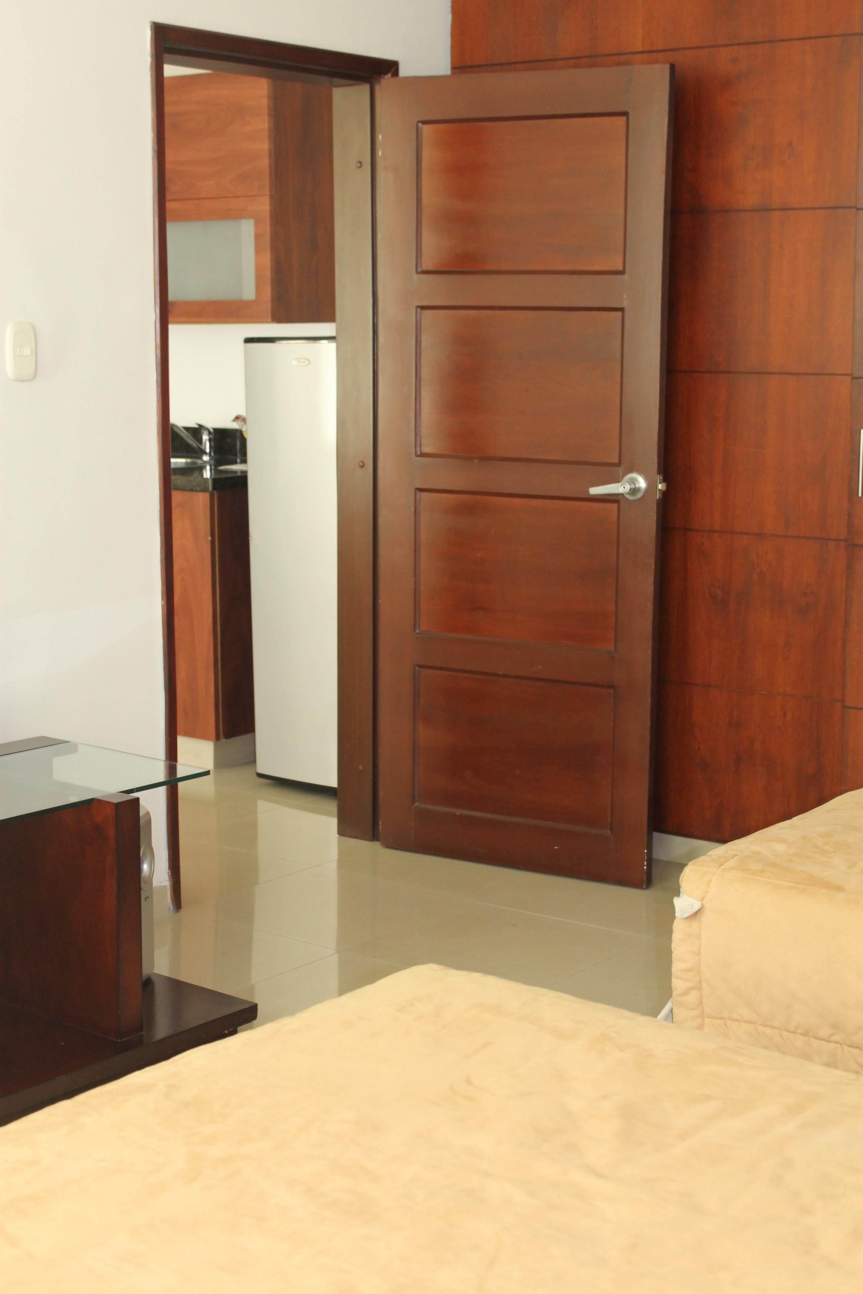 Hotel Cuarta Avenida Cali Exterior photo